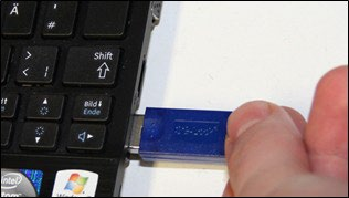 Klucz licencyjny BlueVIS w porcie USB