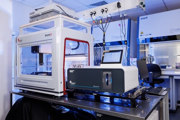 m2p-labs / Beckman Coulter RoboLector XT Automated Microbioreactor — oficjalna fotografia produktu lub konfiguracji.